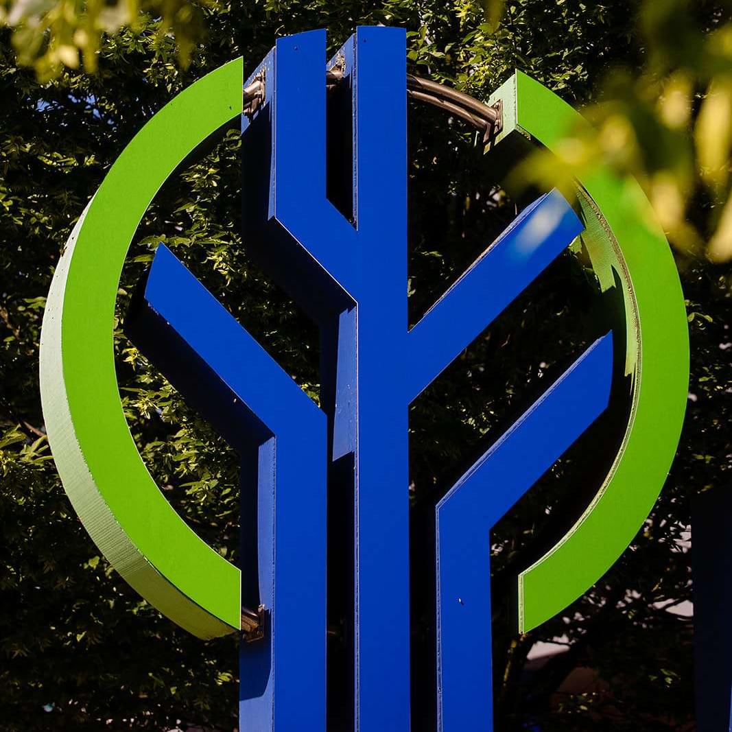Logo B&R